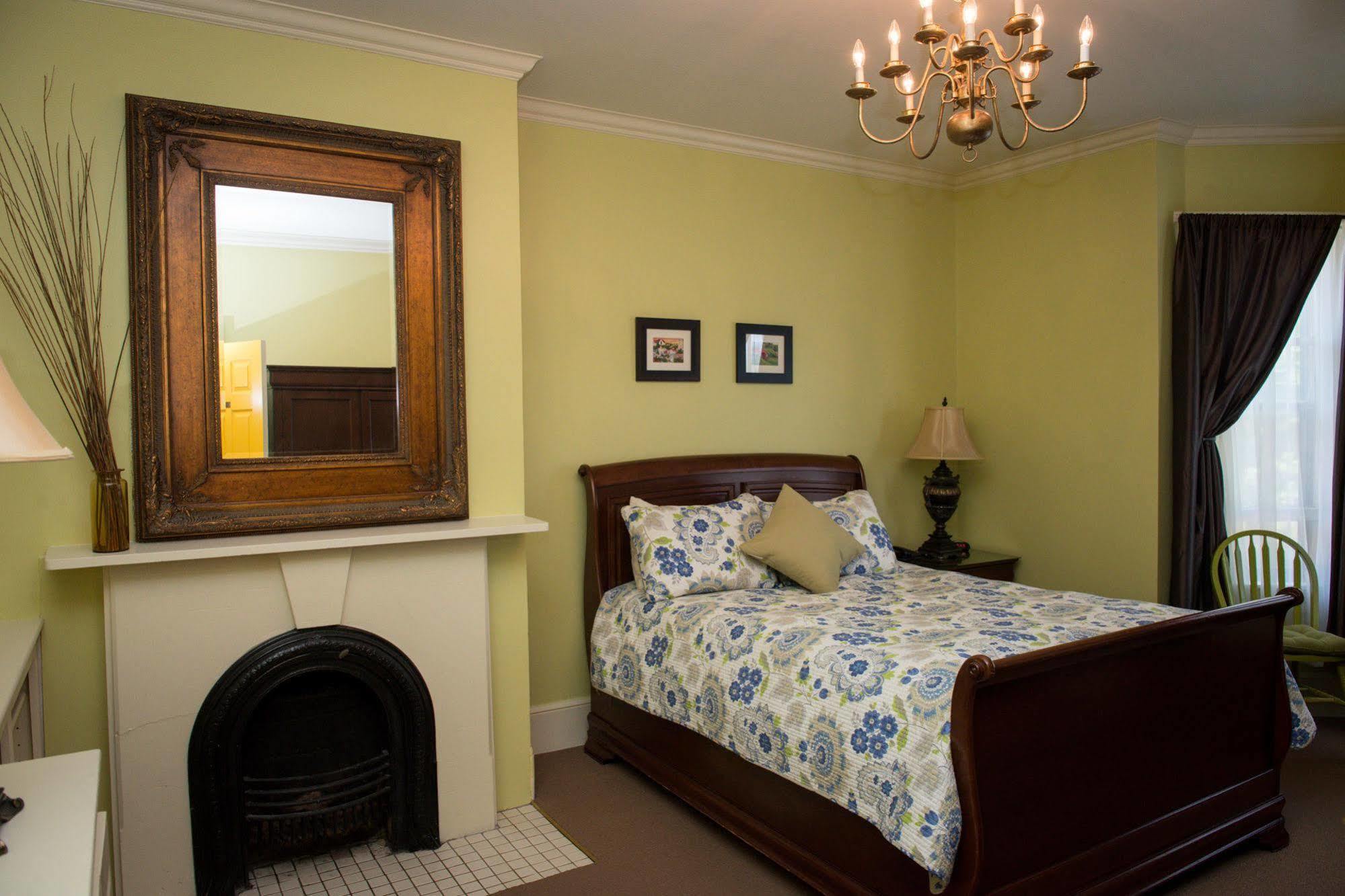 The Elizabeth Manor Guesthouse St. John's Exterior foto